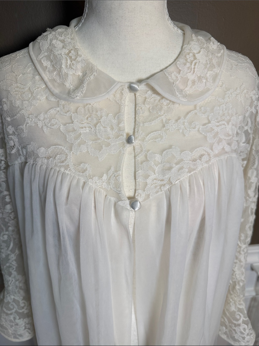 Vintage Komar Ivory Lace Peignoir Robe M Bridal Cottagecore Romance - Picture 4 of 11